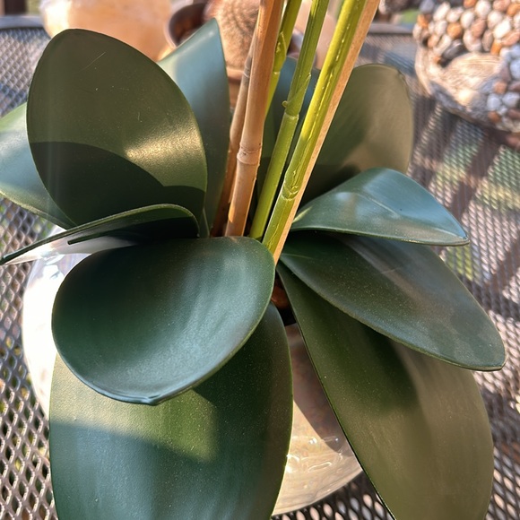 Large Faux Orchid Flower Plant. - Picture 10 of 12